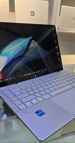 New Laptop HP Pavilion X360 14t 8GB Intel Core I5 SSD 512GB