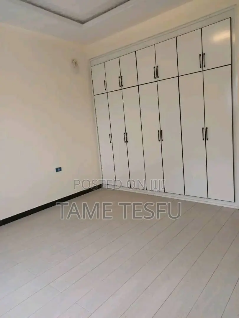 Furnished 4bdrm House in Figa, Bole for sale