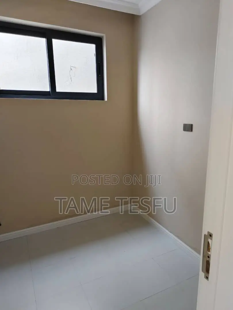 Furnished 4bdrm House in Figa, Bole for sale