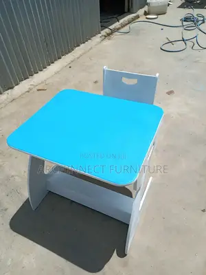 Kid's Studying Table