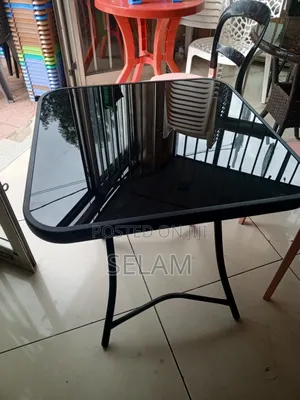 Cafe Table