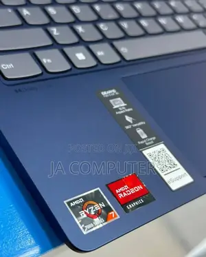 New Laptop Lenovo Flex 5 16GB AMD Ryzen 7 SSD 512GB
