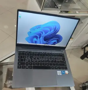 New Laptop Huawei MateBook 13 WRT-W19E 16GB Intel Core I5 SSD 512GB
