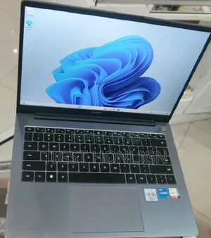 New Laptop Huawei MateBook 13 WRT-W19E 16GB Intel Core I5 SSD 512GB