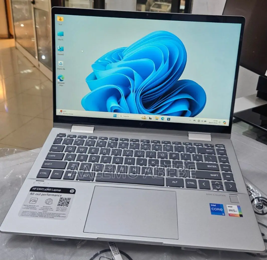 New Laptop HP Envy X360 8GB Intel Core I5 SSD 512GB