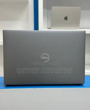 New Laptop Dell Precision 15 3520 32GB Intel Core I7 SSD 512GB