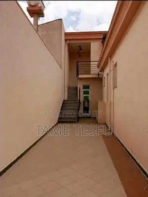 Furnished 3bdrm Villa in Hill Side, Yeka for sale