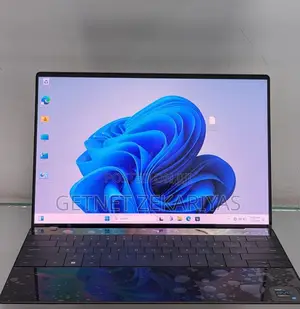 New Laptop Dell XPS 15 (9550) 32GB Intel Core I7 SSD 1T