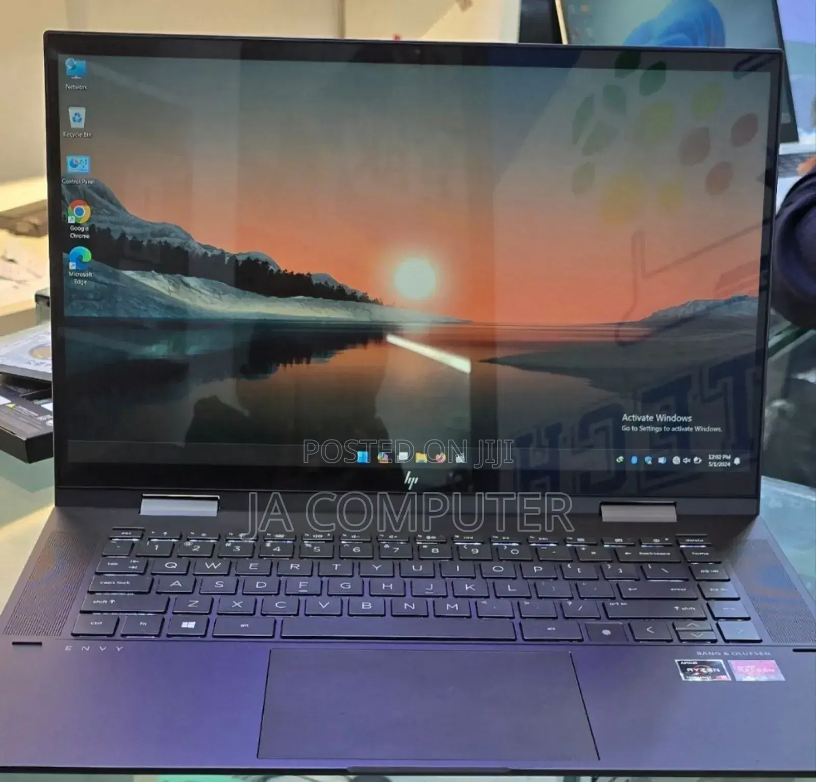 New Laptop HP Envy X360 8GB AMD Ryzen 5 SSD 512GB