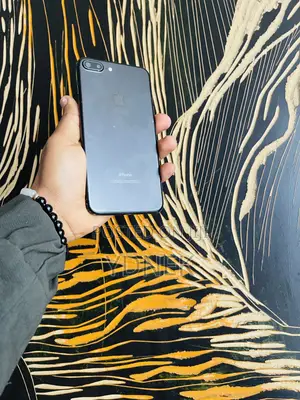 Apple iPhone 7 Plus 128 GB Black
