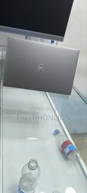 New Laptop Dell Inspiron 15 32GB Intel Core I7 SSD 512GB
