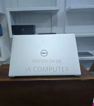 New Laptop Dell XPS 15 32GB Intel Core I7 SSD 1T