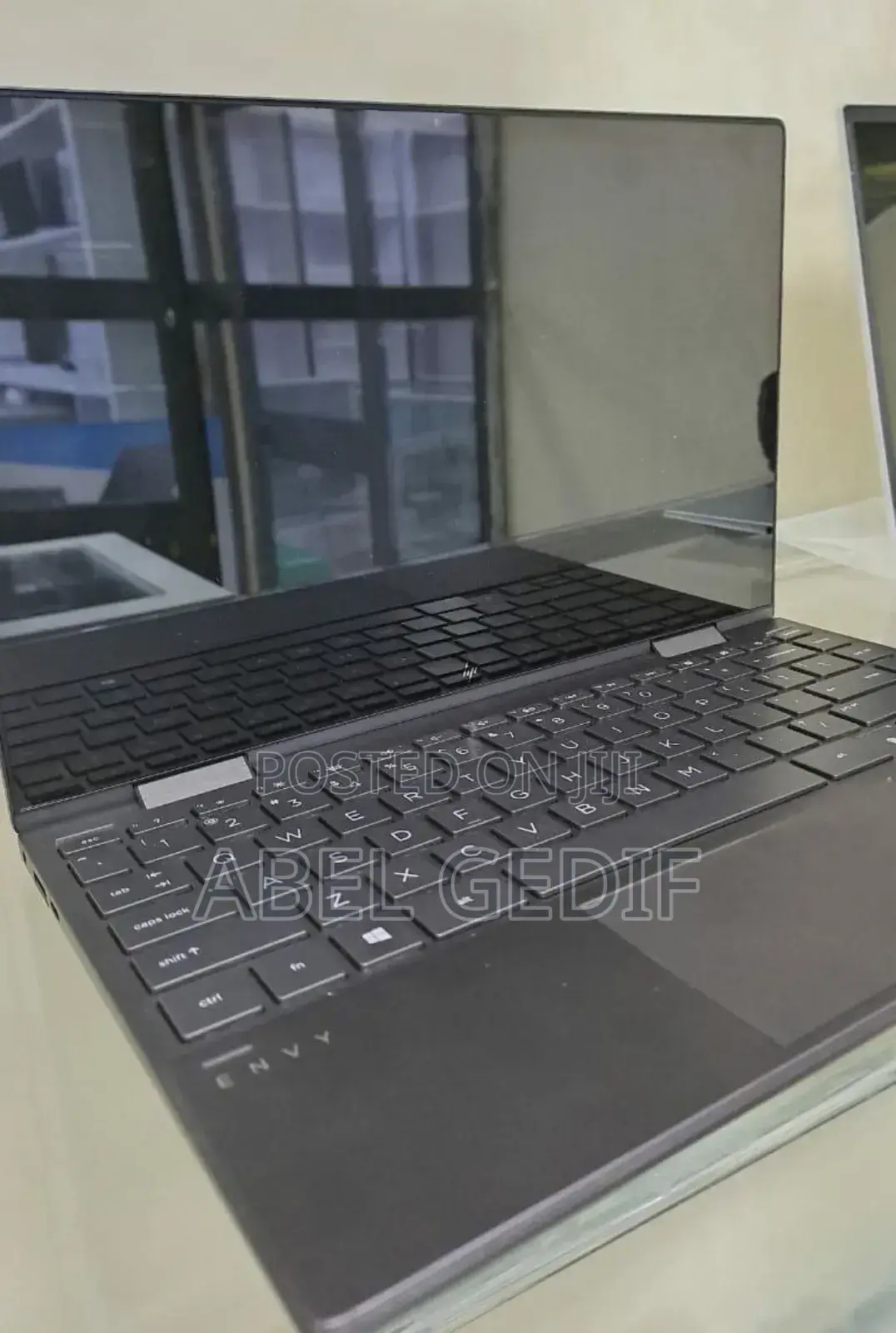 New Laptop HP Envy X360 8GB AMD Ryzen 5 SSD 512GB