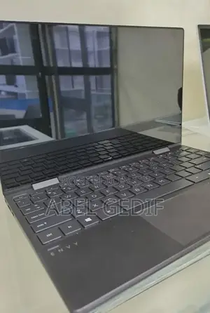 New Laptop HP Envy X360 8GB AMD Ryzen 5 SSD 512GB