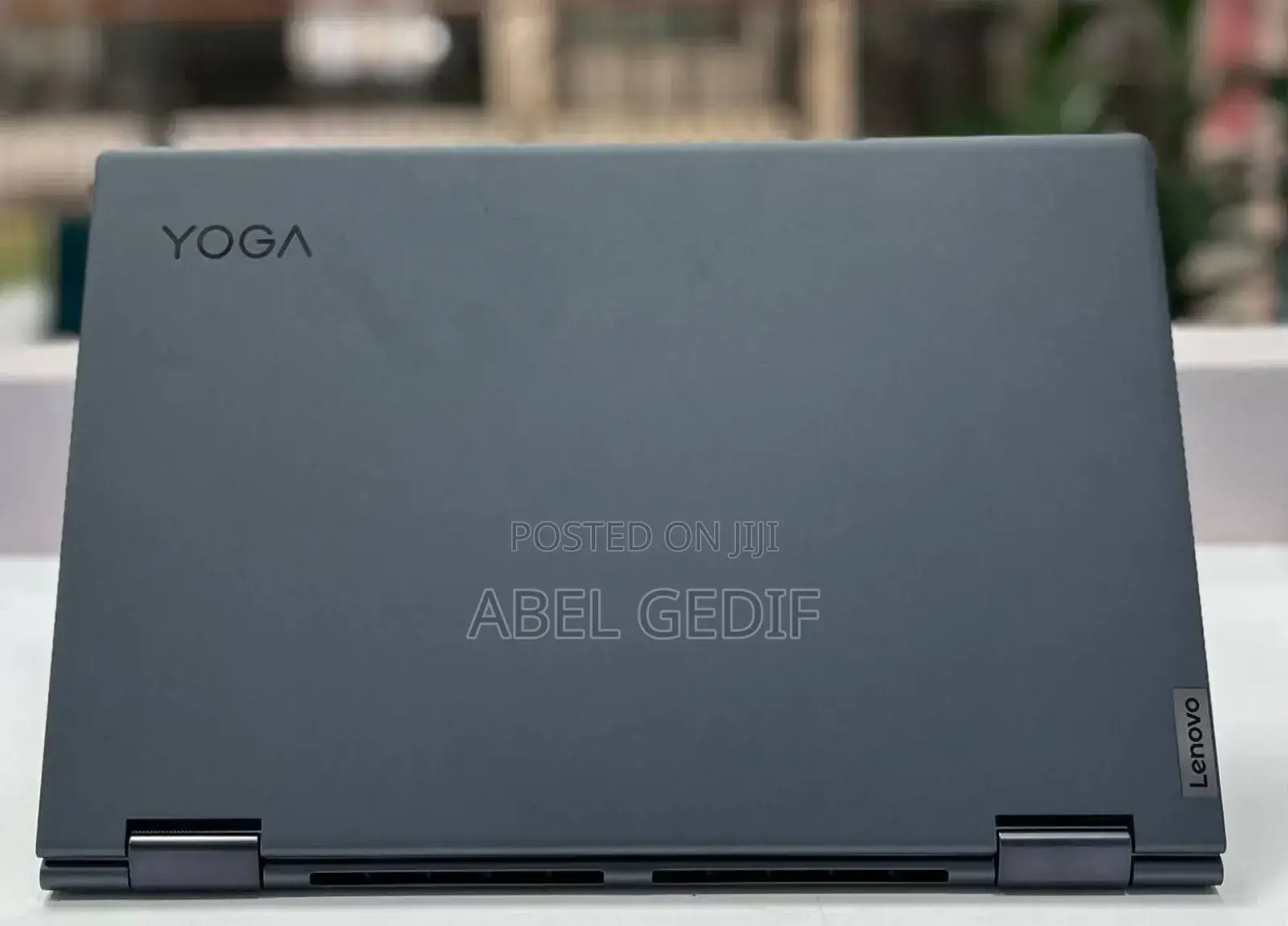 New Laptop Lenovo Yoga 700 12GB Intel Core I5 SSD 512GB