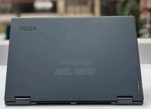 New Laptop Lenovo Yoga 700 12GB Intel Core I5 SSD 512GB
