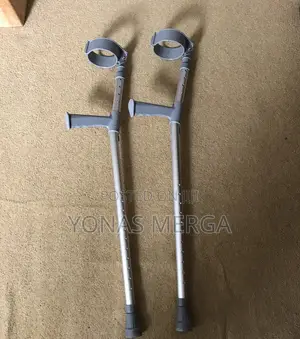 Elbow Crutches/የሚመች የእጅ መያዣ/ክራንች/Cranch/Crunch/Crutches/ክራንች
