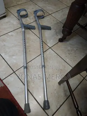 Medically Adjustable Crutches/Forearm/Elbow Crutches/Crunch/