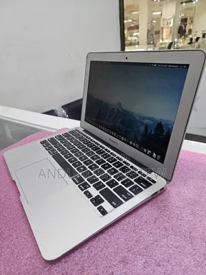 New Laptop Apple MacBook Air 2015 4GB Intel Core I5 SSD 128GB