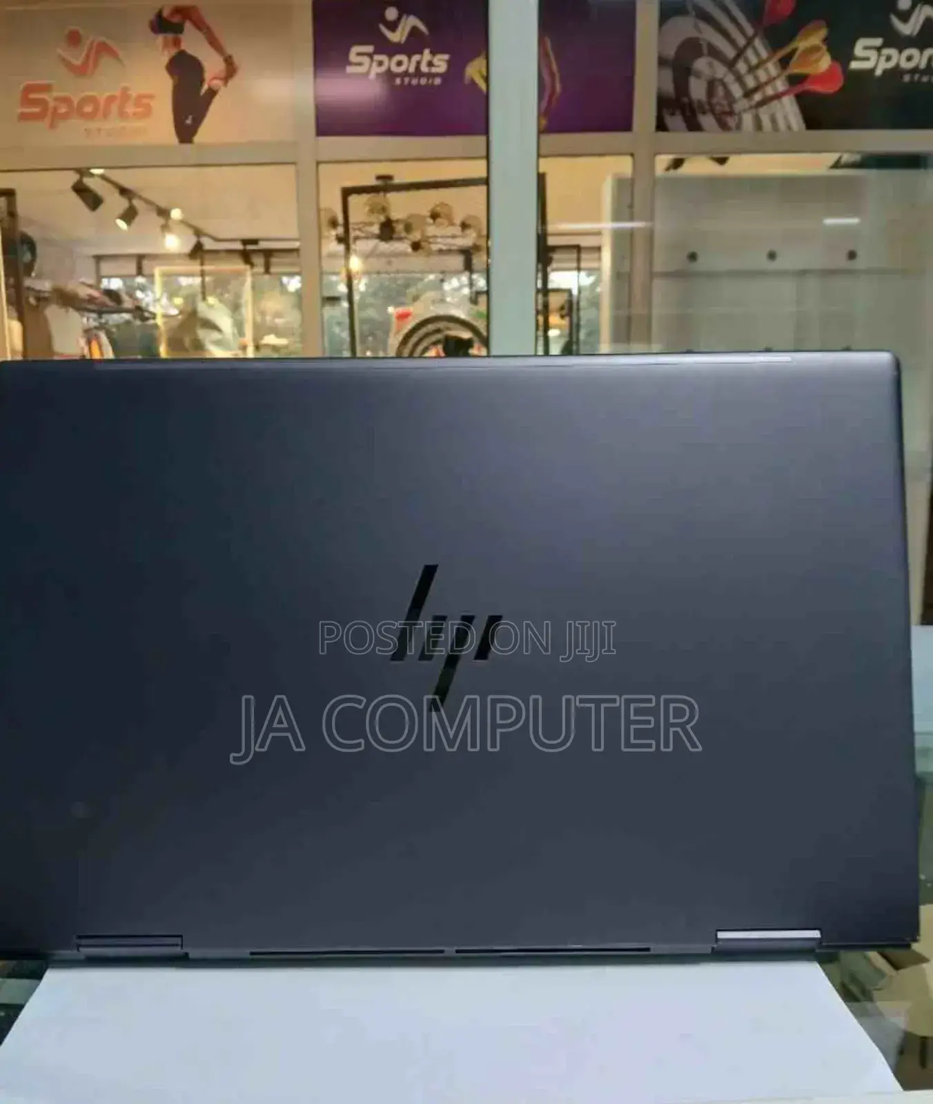 New Laptop HP Envy X360 8GB AMD Ryzen 7 SSD 512GB