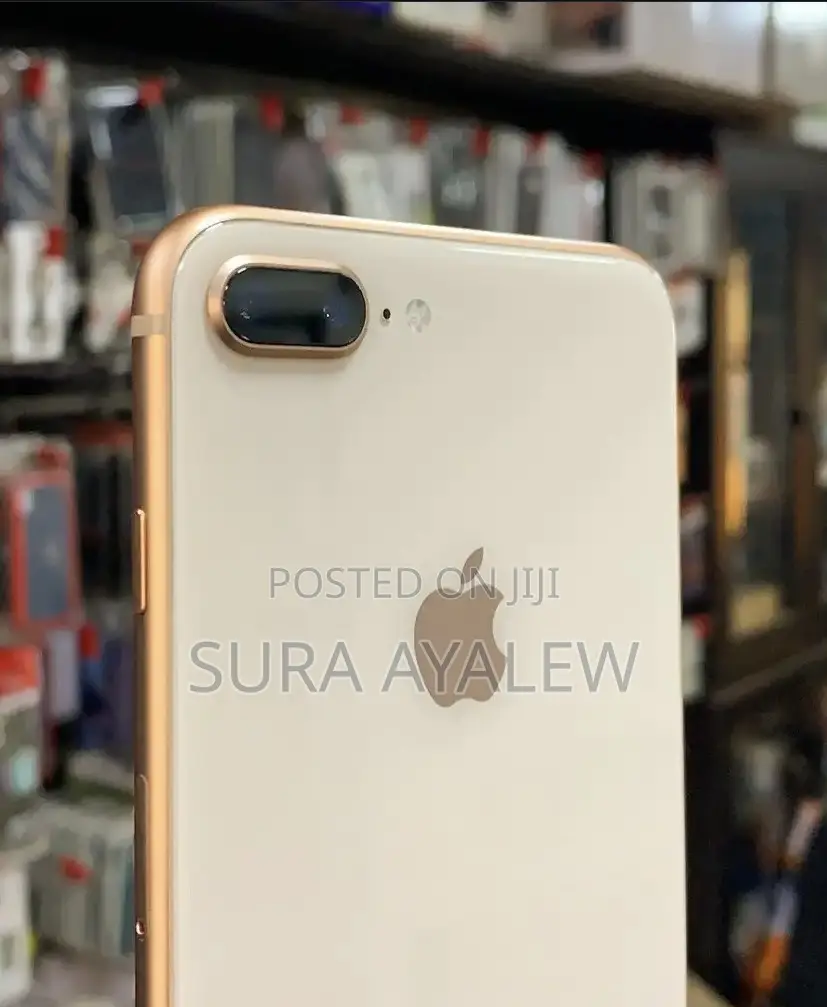 Apple iPhone 8 Plus 64 GB Gold