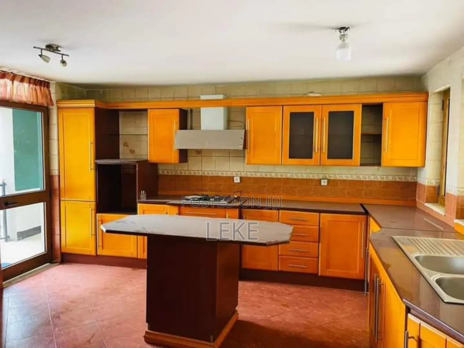 Furnished 3bdrm House in Bole for rent