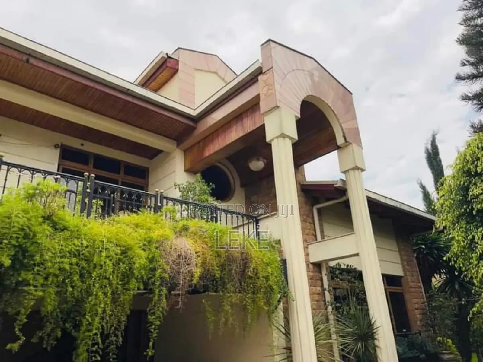 Furnished 3bdrm House in Bole for rent