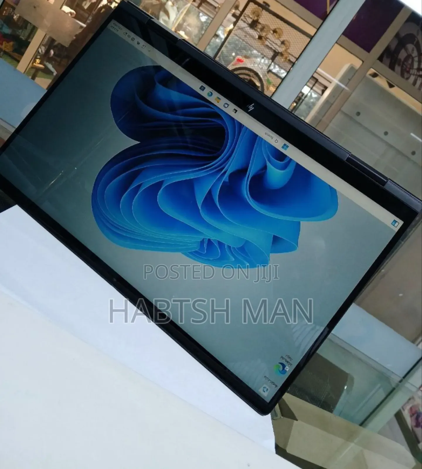 New Laptop HP Envy X360 8GB AMD Ryzen 5 SSD 512GB