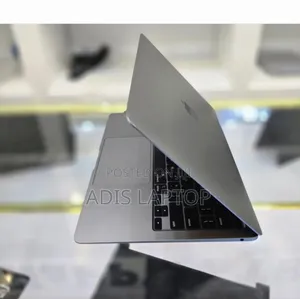 New Laptop Apple MacBook Air 2020 M1 8GB Intel Core I5 SSD 256GB