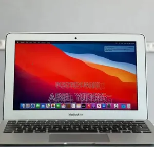 New Laptop Apple MacBook Air 2013 4GB Intel Core i5 SSD 128GB