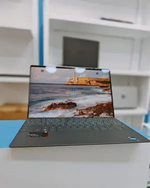 New Laptop Dell XPS 13 32GB Intel Core I7 SSD 1T