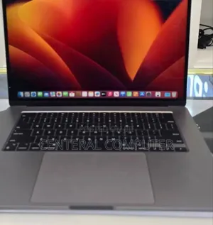 New Laptop Apple MacBook Air 2022 M2 8GB Apple M2 SSD 256GB