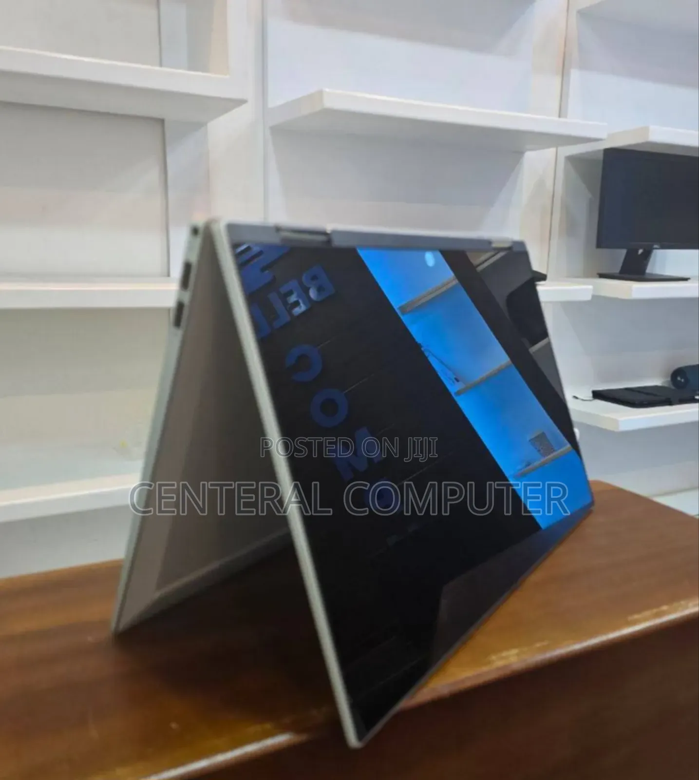 New Laptop HP Pavilion 15-Cs3063cl 18GB Intel Core I5 SSD 512GB
