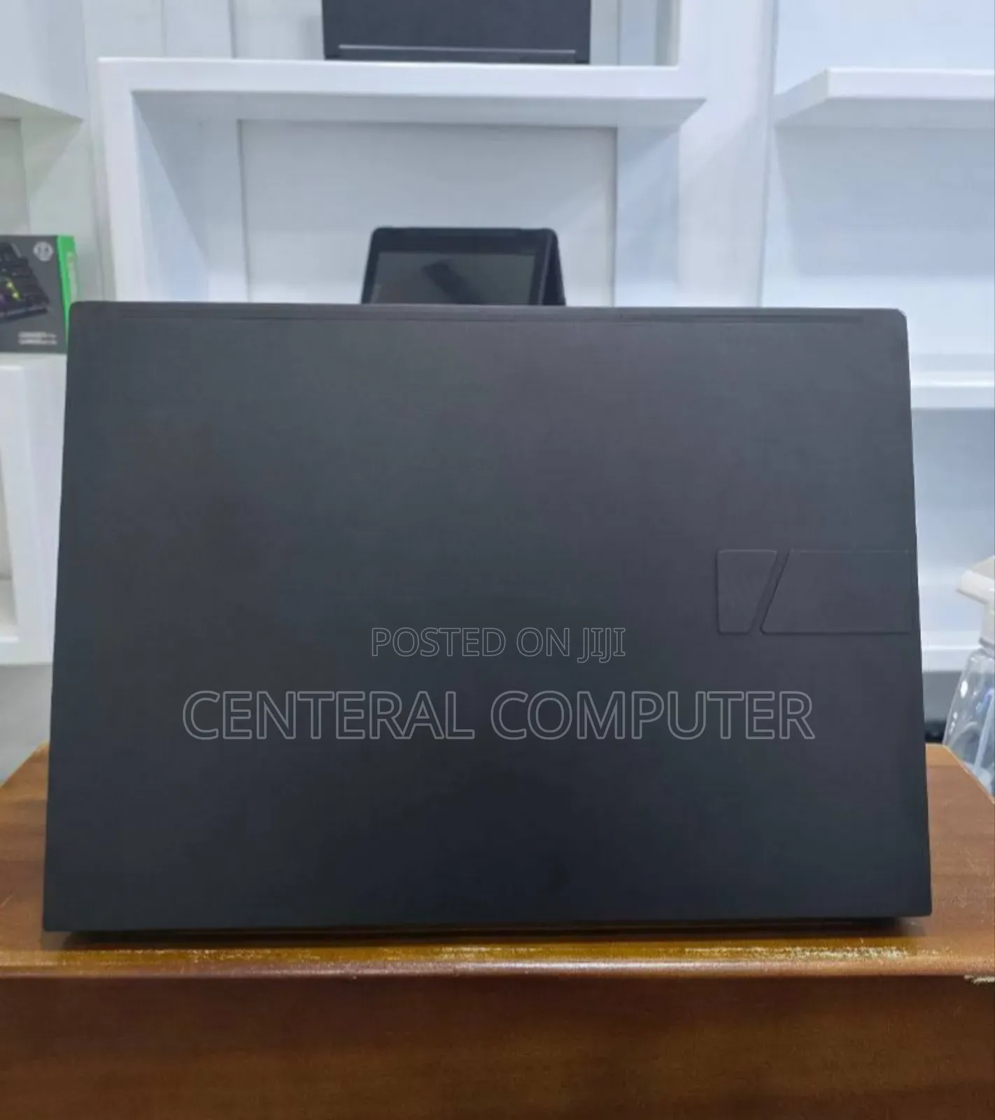 New Laptop Asus VivoBook E12 E203NAH 16GB Intel Core I7 SSD 1T