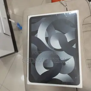 New Laptop 8GB HDD 512GB