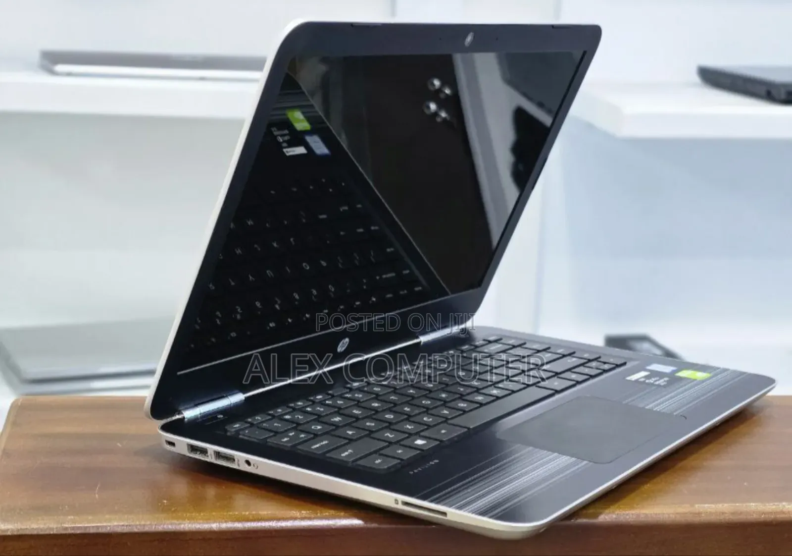 New Laptop HP Pavilion 15 8GB Intel Core I5 HDD 500GB