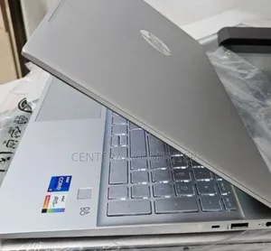 New Laptop HP Pavilion Dv3 8GB Intel Core I5 HDD 1T