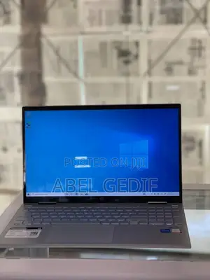 New Laptop HP Pavilion X360 8GB Intel Core I5 SSD 512GB
