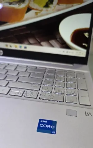 New Laptop HP Pavilion 15 8GB Intel Core I5 SSD 512GB