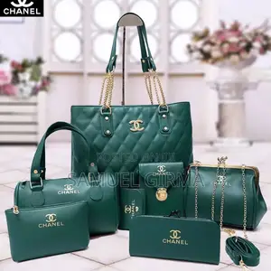 *Chanel*
Big Size Hand Bag 7pcs