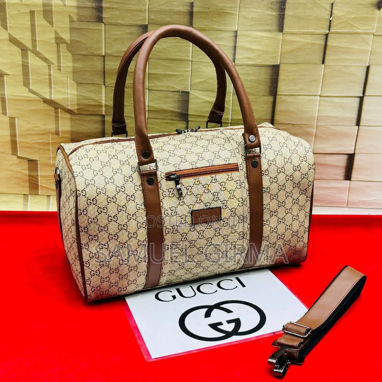 Duffle Bag ( Gucci )