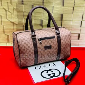 Duffle Bag ( Gucci )