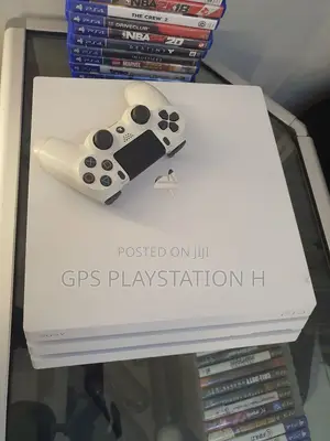 Ps 4( Playstation 4pro Model)