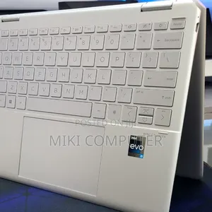 New Laptop HP Envy X360 8GB Intel Core I5 SSD 512GB