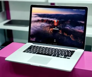 New Laptop Apple MacBook 2015 16GB Intel Core I7 SSD 512GB
