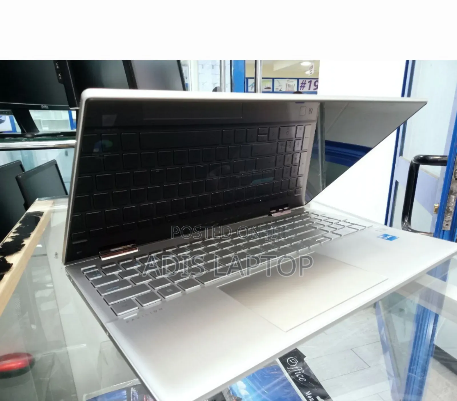 New Laptop HP Pavilion X360 8GB Intel Core I5 SSD 512GB