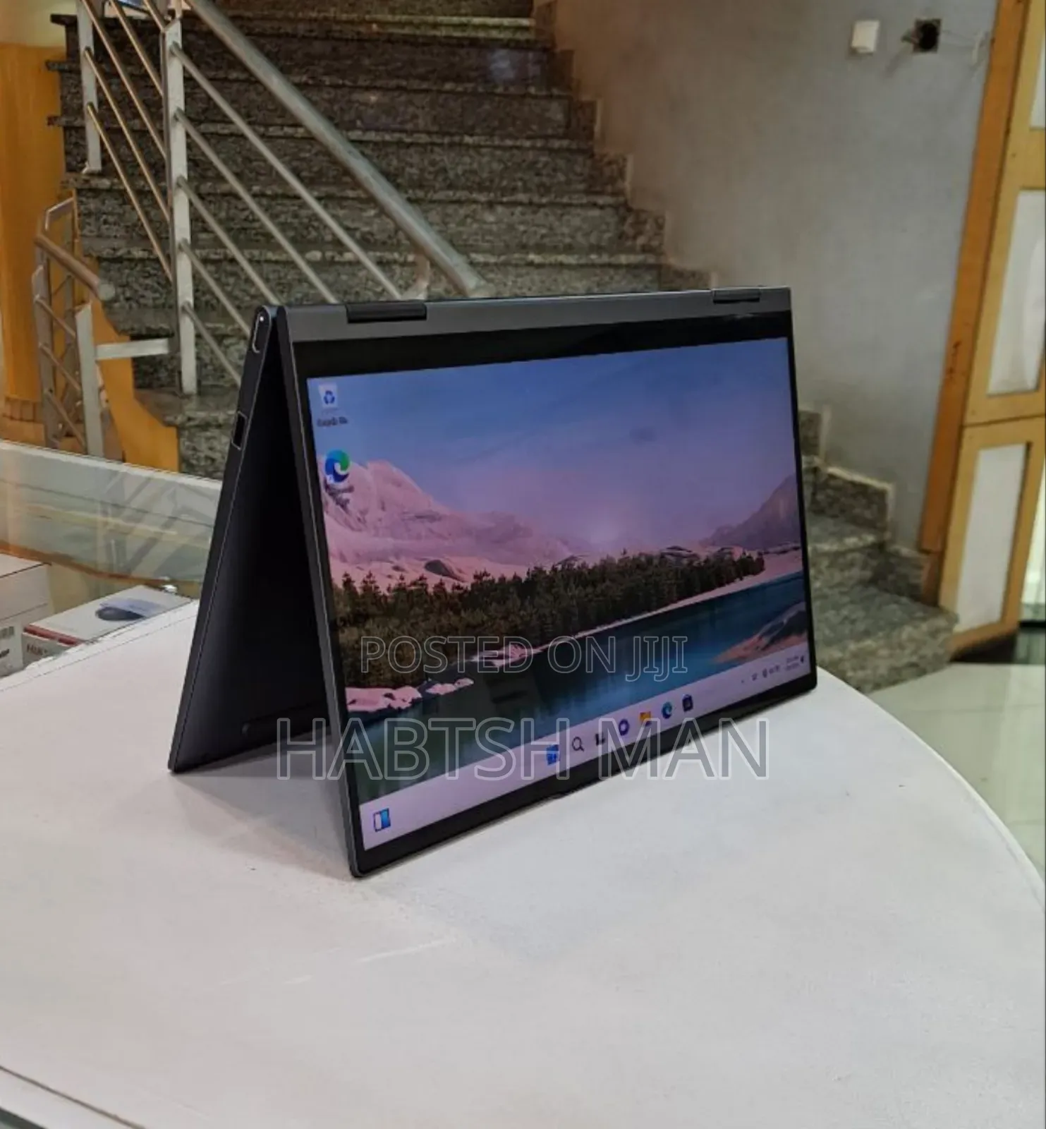 New Laptop Lenovo Yoga 700 16GB Intel Core I7 SSD 512GB