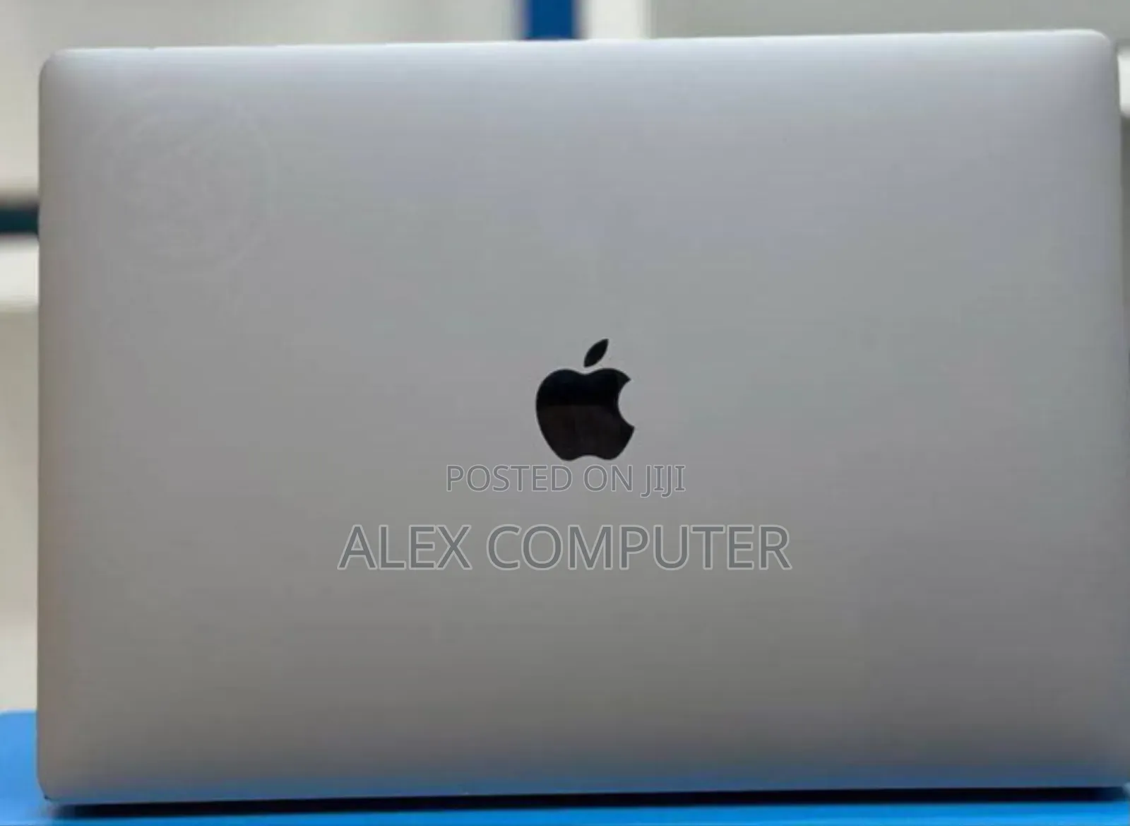 New Laptop Apple MacBook Pro 2017 16GB Intel Core I7 SSD 512GB