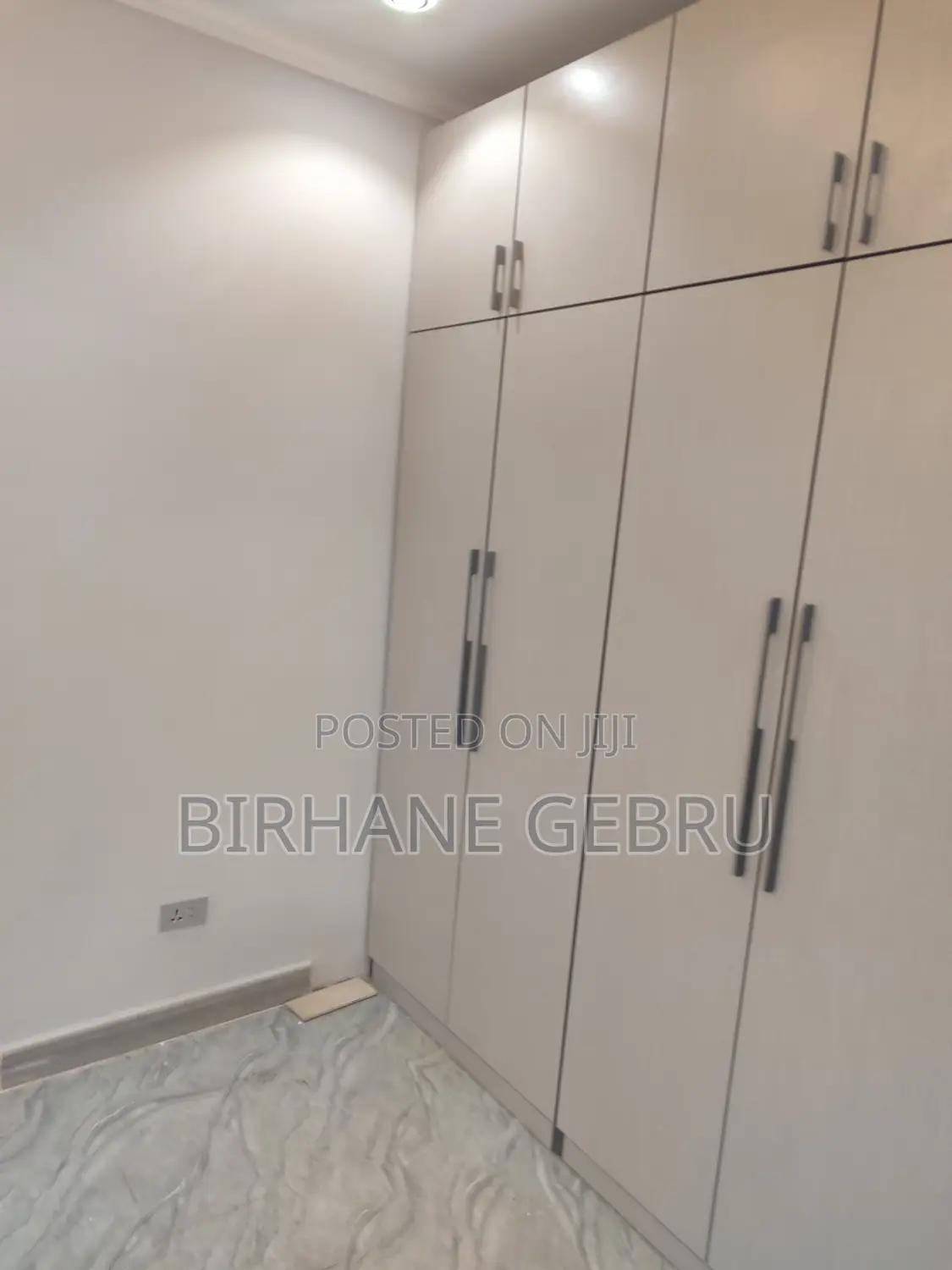 2bedroom40/60 Condimnum Rent