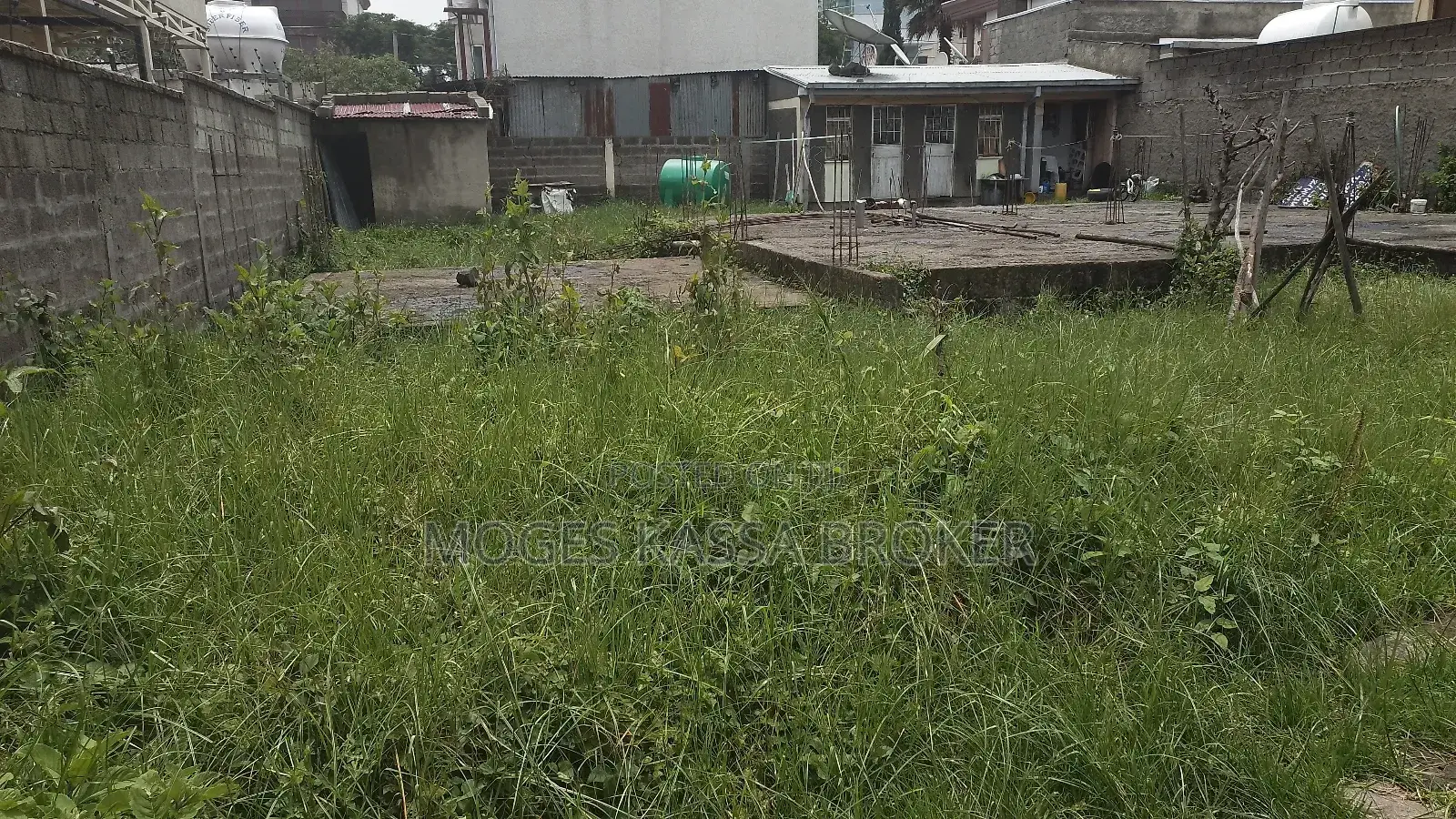 የሚሸጥ አያት የአያት ቤቶች የግንባታ ቦታ